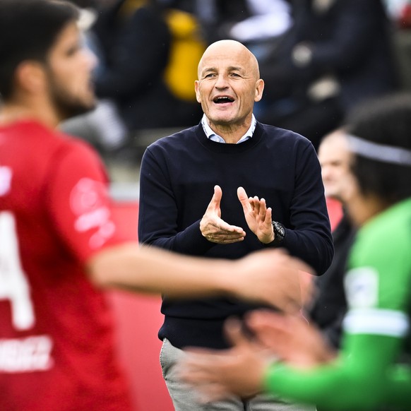 St. Gallens Trainer Peter Zeidler, im Fussball Super League Spiel zwischen dem FC Winterthur und dem FC St. Gallen, am Sonntag, 19. Maerz 2023, im Stadion Schuetzenwiese in Winterthur. (KEYSTONE/Gian  ...