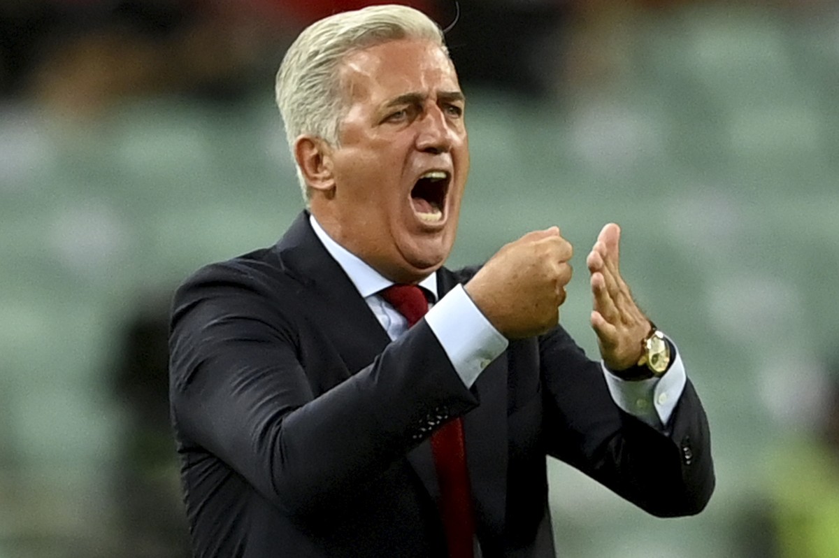 Switzerland's manager Vladimir Petkovic reacts during the Euro 2020 soccer championship group A match between Switzerland and Turkey at the Baku Olympic Stadium in Baku, Azerbaijan, Sunday, June  ...
