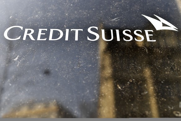 ZUM QUARTALSERGEBNIS DER CREDIT SUISSE, AM MITTWOCH, 26. APRIL 2017, ERHALTEN SIE FOLGENDE ARCHIVBILDER ---- Credit Suisse Logo am Hauptsitz am Zuercher Paradeplatz am Dienstag, 14. Februar 2017. Die  ...