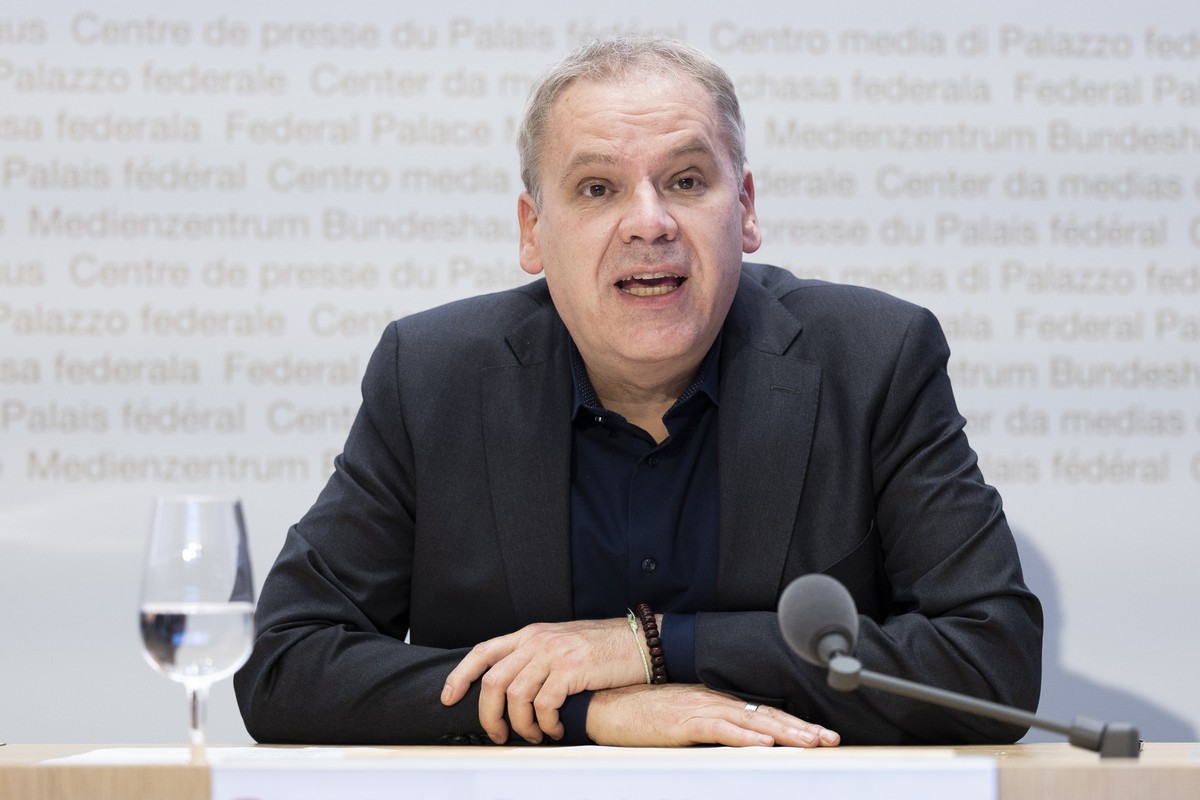 Patrick Mathys, Leiter Sektion Krisenbewaeltigung und internationale Zusammenarbeit, Bundesamt fuer Gesundheit BAG, spricht waehrend einer Medienkonferenz zur aktuellen Situation des Coronavirus, am D ...
