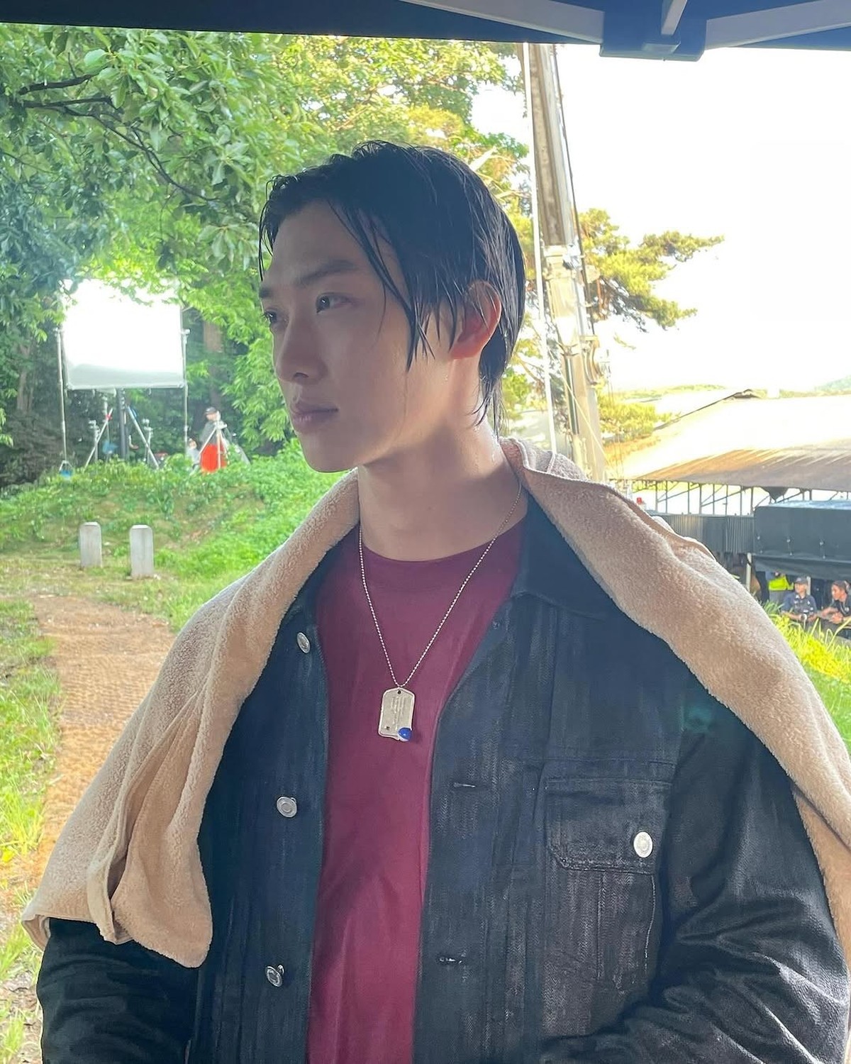 Sang Heon Lee, qui campe le tombeur Min Ho, sur le tournage de XO, Kitty.