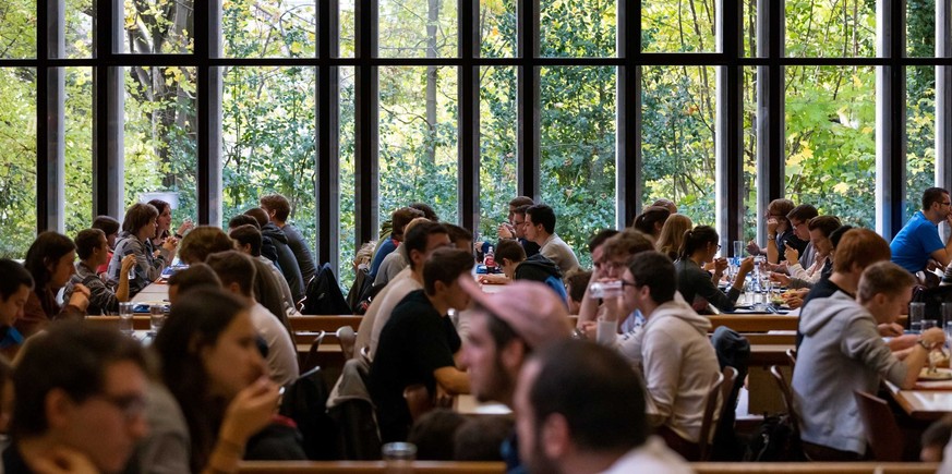 Die Polyterrasse-Mensa der ETH Zürich