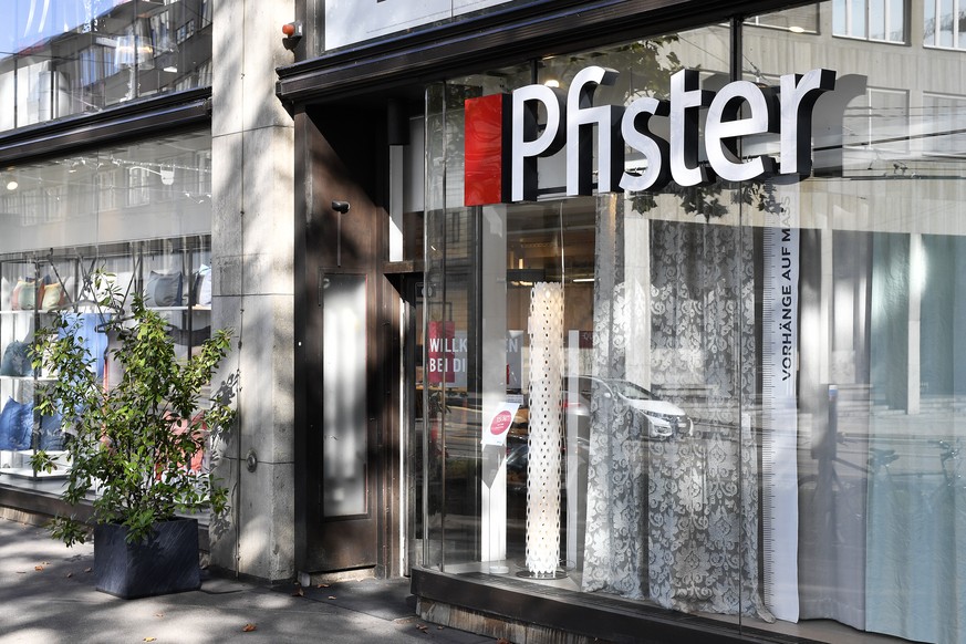 Moebel Pfister Filiale in Zuerich am Mittwoch, 23. Oktober 2019. Das Schweizer Einrichtungshaus Moebel Pfister geht in auslaendische Haende ueber. Die oesterreichische XXXLutz-Gruppe erwirbt dieses vo ...