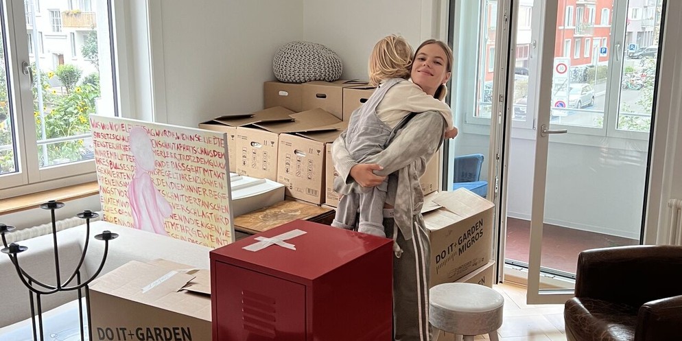 «Wir suchen eine Wohnung in Zürich Enge!», lautet der Post von Unternehmerin Yaël Meier.