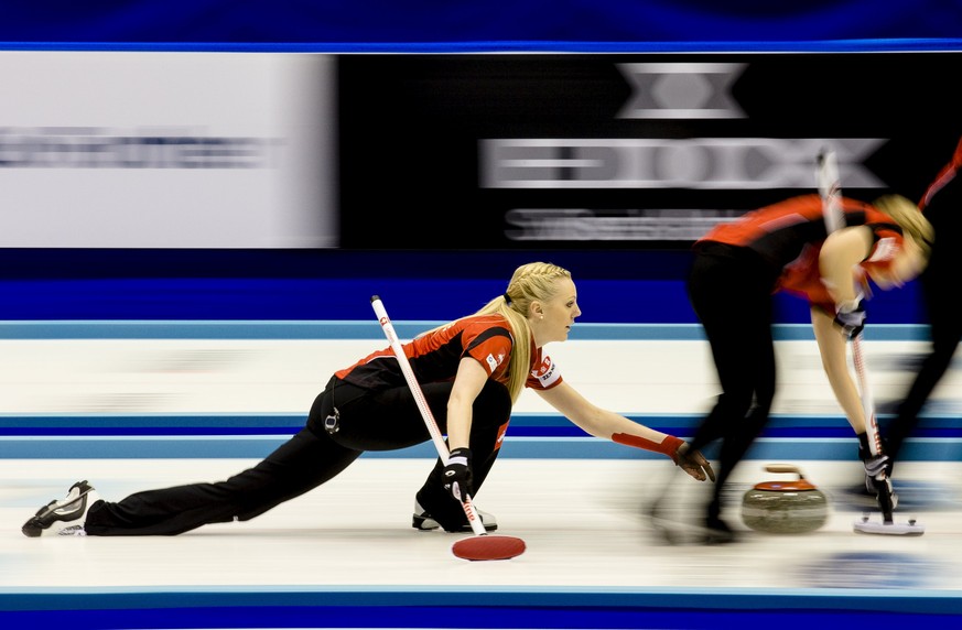 Nadine Lehmann und ihre Teamkolleginnen auf dem Weg ins WM-Finale.