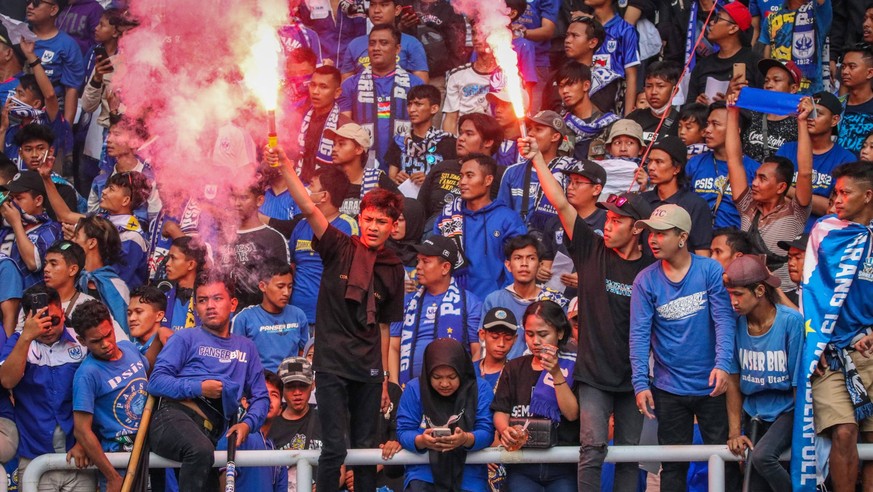 Indonesian Government Restricts Football Audience Sporting supporter s euphoria during watch the friendly match between PSIS Semarang and Arema Malang at the Jatidiri Stadium in Semarang, Central Java ...