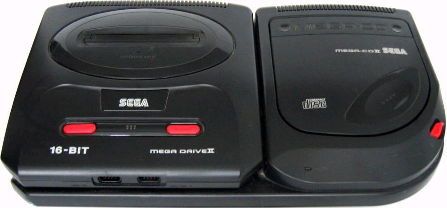 Mit der zweiten Version des Sega Mega-CD bekam auch der Mega Drive eine optische Frischzellenkur verpasst.