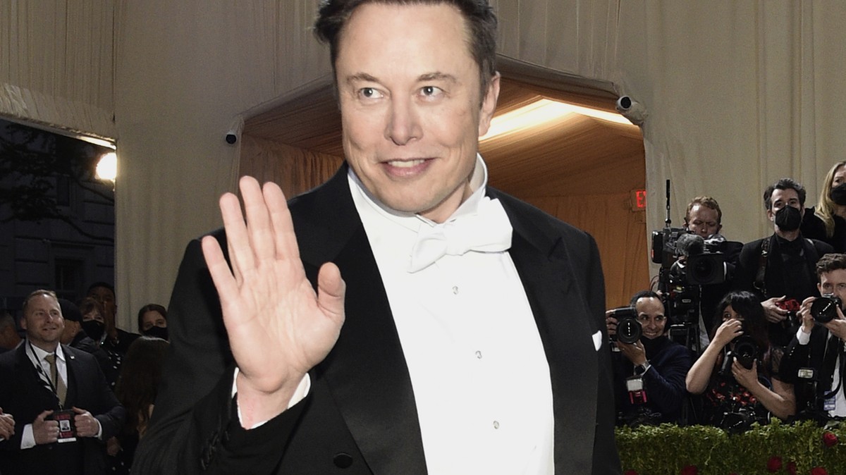 Elon Musk attends The Metropolitan Museum of Art's Costume Institute benefit gala celebrating the opening of the "In America: An Anthology of Fashion" exhibition on Monday, May 2, 2022, ...