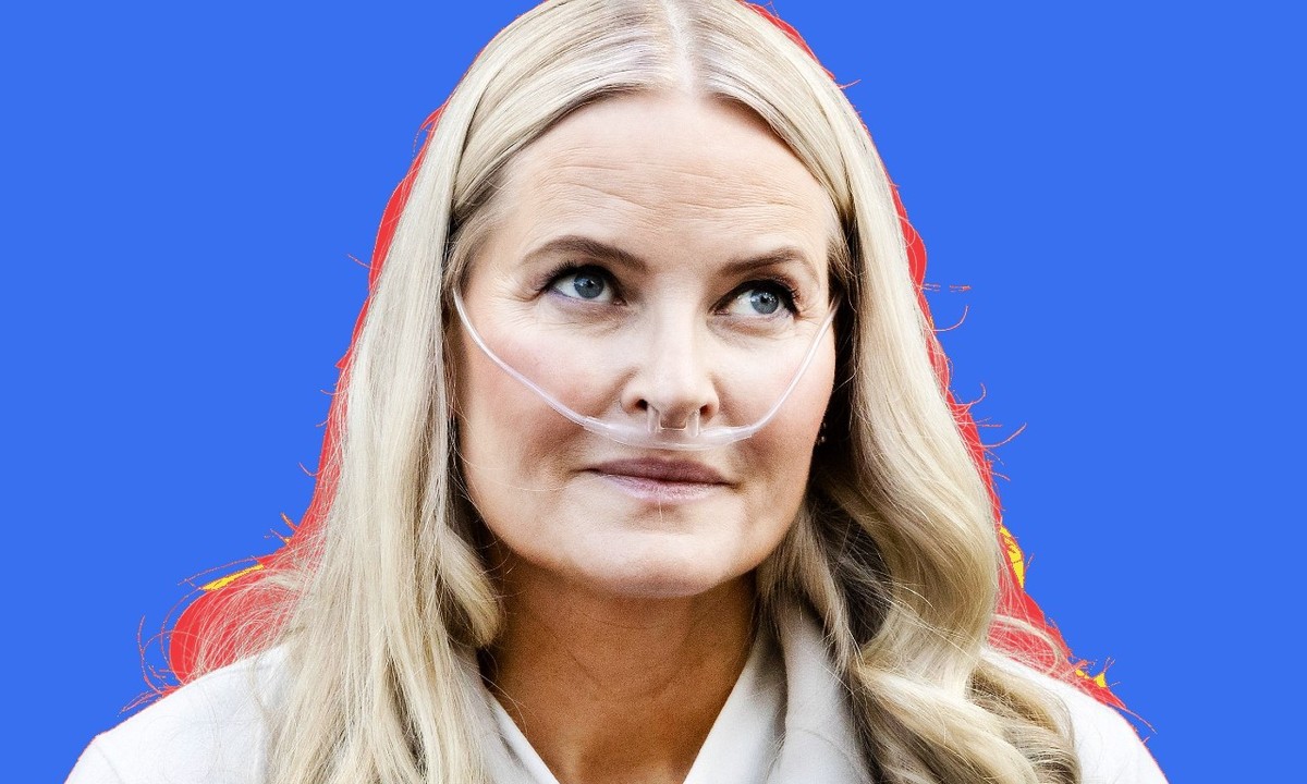 Mette-Marit devient reine de Norvège aux côtés de Haakon VIII. De son passé tumultueux à l’affaire Epstein et aux déboires de son fils, portrait d’une souveraine au destin cabossé.