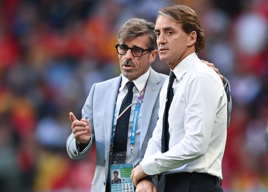 Spiel- und stilbestimmend: Evani und Mancini gegen Spanien.