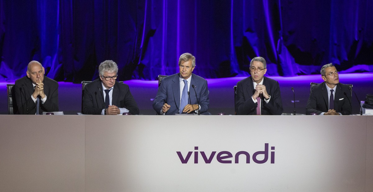 Die Vivendi-Chef-Riege mit Verwaltungsratspräsident&nbsp;Vincent Bolloré in der Mitte.