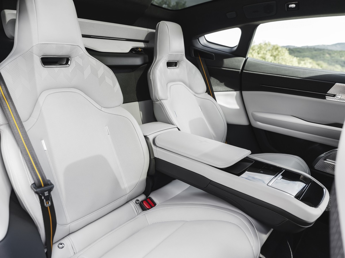 Polestar 5