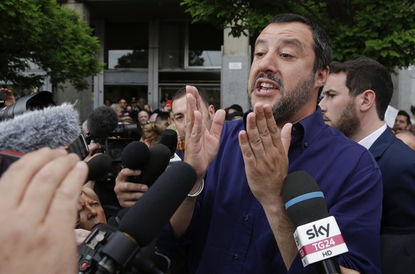 Matteo Salvini will Berlusconi nicht hängen lassen.
