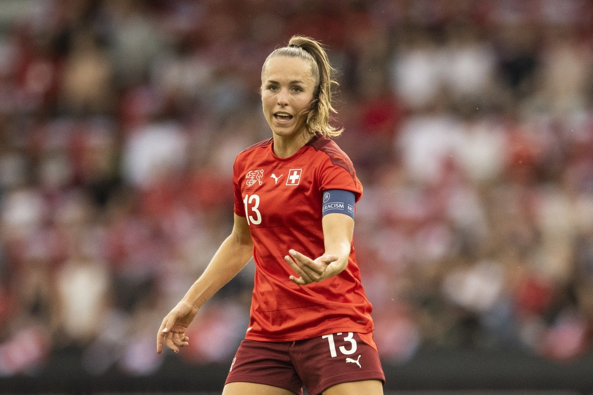 Lia Wälti spielt an der WM in Australien und Neuseeland für die Schweiz eine zentrale Rolle.