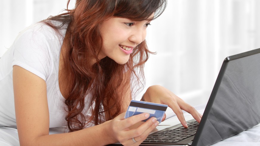 Online shopping (Shutterstock)