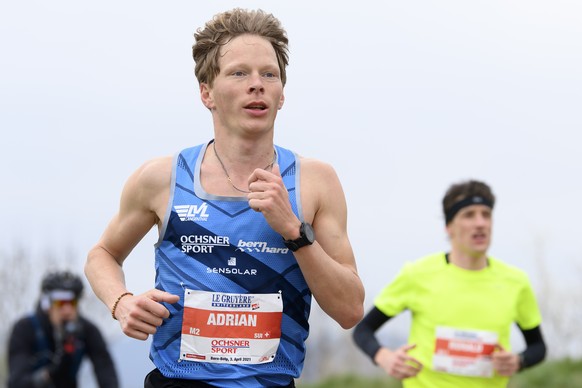 ARCHIV � ZUM TOD VON MARATHONLAEUFER ADRIAN LEHMANN, STELLEN WIR IHNEN FOLGENDES BILDMATERIAL ZUR VERFUEGUNG - Adrian Lehmann aus der Schweiz in Aktion waehrend des Swiss Athletics Marathons fuer die  ...