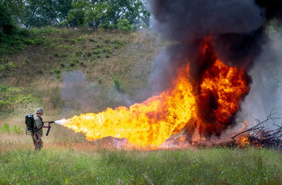 Flammenwerfer Militär