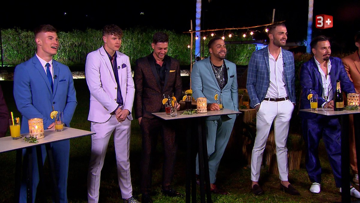 Der boxende Joel, Andrin das Küken, Motocross-Pablo, Pharrel der Sprücheklopfer, der beziehungsunfähige Burim und Fashion-Lover Bastian.