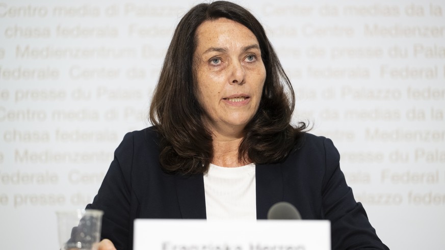 Franziska Herren, Initiantin Initiative, spricht an der Pressekonferenz zum Kampagnenstart der Volksinitiative 'Fuer eine sichere Ernaehrung durch Staerkung einer nachhaltigen inlaendischen Produ ...