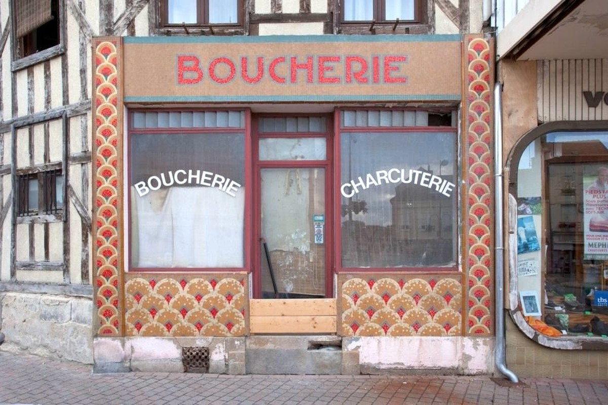 Weird France! Skurrile Gebäude und Strassenattraktionen in Frankreich. https://www.archive-arn.fr/