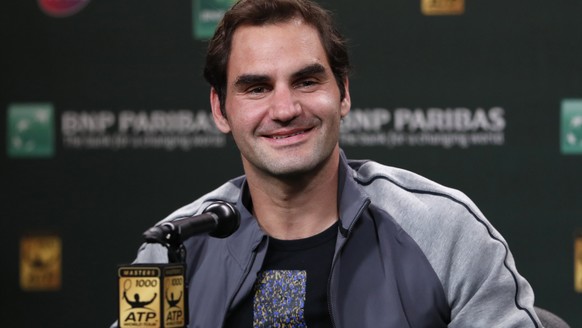 epa06590526 Roger Federer of Switzerland responds to questions during a press conference at the BNP Paribas Open at the Indian Wells Tennis Garden in Indian Wells, California, USA, 08 March 2018. EPA/ ...