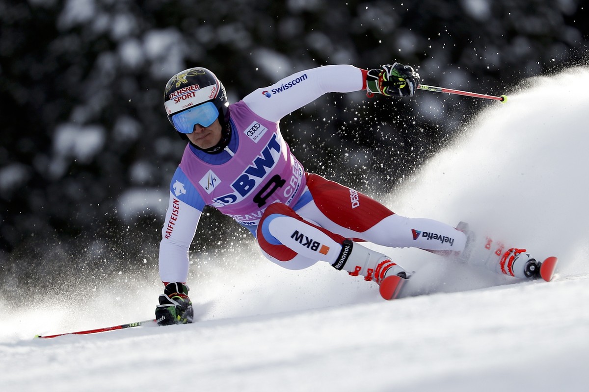 Switzerland's Loic Meillard skis during the first run of a Men's World Cup giant slalom skiing race Sunday, Dec. 2, 2018, in Beaver Creek, Colo. (AP Photo/John Locher)