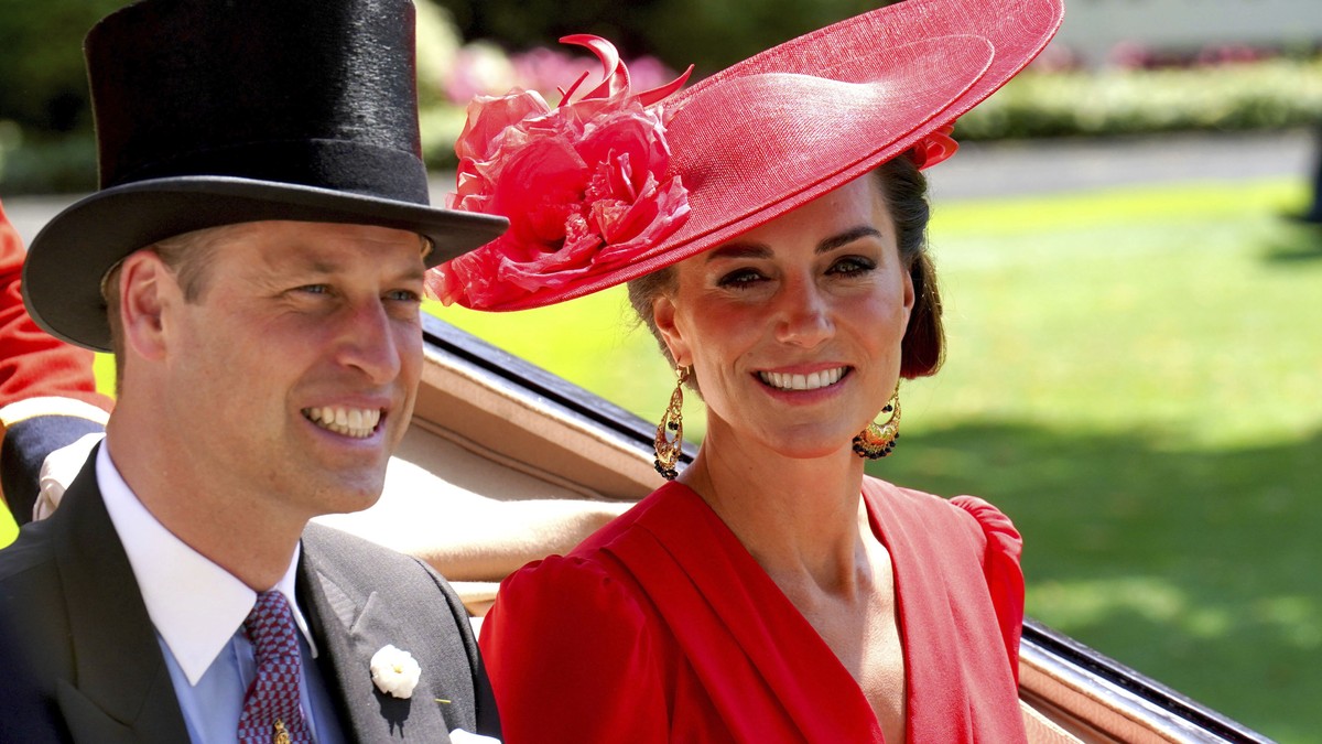 Britains Prince William and Kate, Princess of Wales, arrive by carriage during day four of the Royal Ascot horse racing meeting, at Ascot Racecourse in Ascot, England, Friday, June 23, 2023. (Jonathan ...