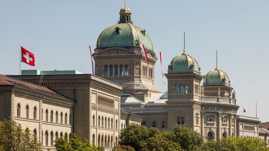 Bundeshaus Bern, Flaggen auf Halbmast