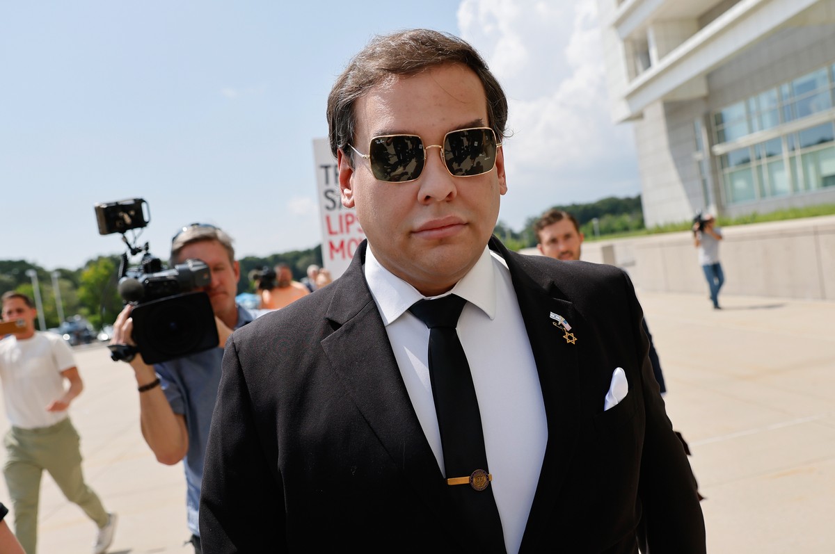 epa11555415 Former Republican Congressman from New York George Santos arrives at Federal Court in Central Islip, in New York, USA, 19 August 2024. Santos had previously pleaded not guilty to all 23 ch ...