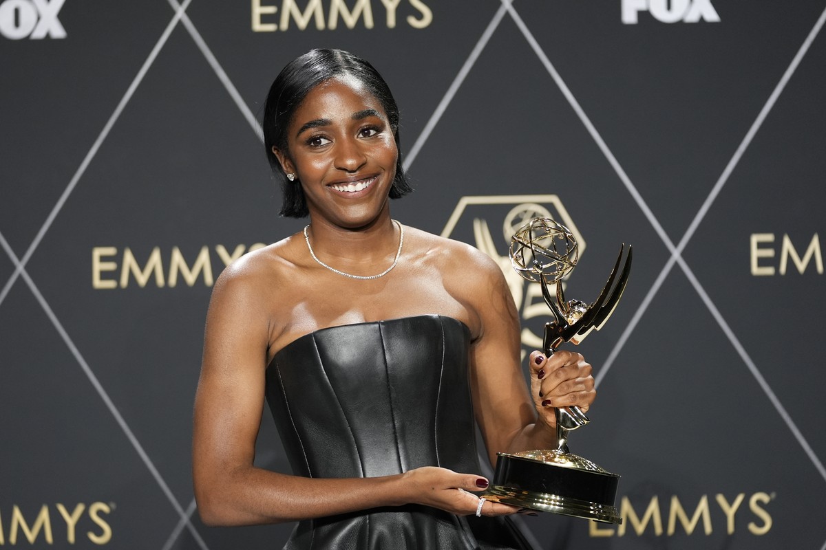 Ayo Edebiri, winner of the award for outstanding supporting actress in a comedy series for "The Bear," poses in the press room during the 75th Primetime Emmy Awards on Monday, Jan. 15, 2024, ...