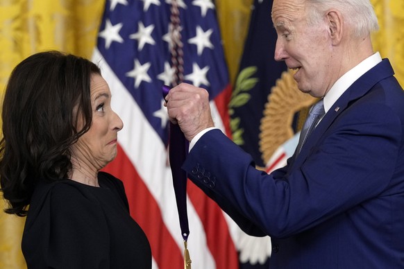 President Joe Biden presents the 2021 National Medal of the Arts to Julia Louis-Dreyfus at White House in Washington, Tuesday, March 21, 2023. (AP Photo/Susan Walsh)
Joe Biden