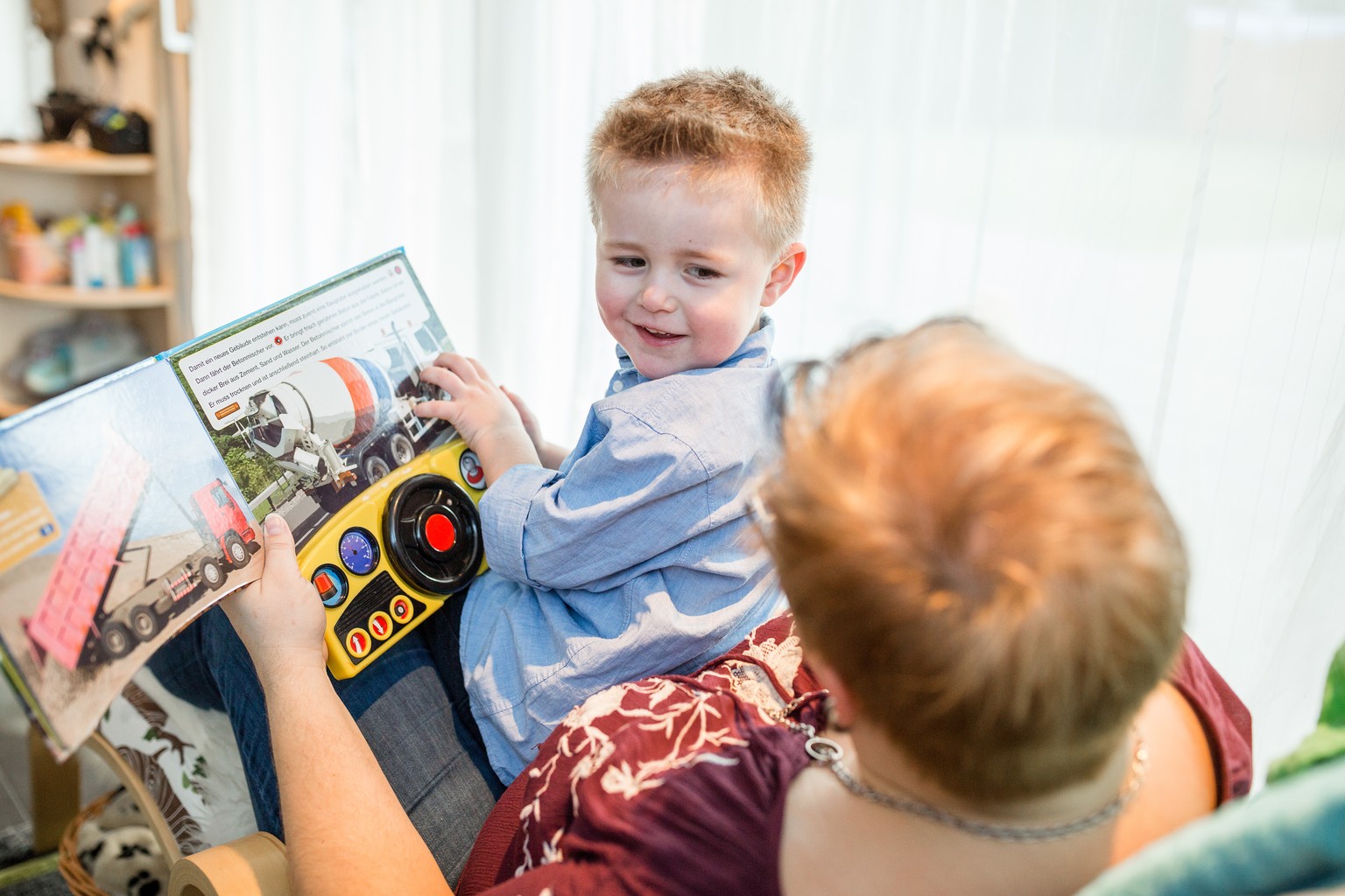 Die Aargauerin Beatrice und ihr Mann konnten sich ihren Kinderwunsch nur mittels künstlicher Berfruchtung erfüllen. Heute ist Mathé 4 Jahre alt und soll ein Geschwisterchen erhalten. Für maz-Diplomarb ...