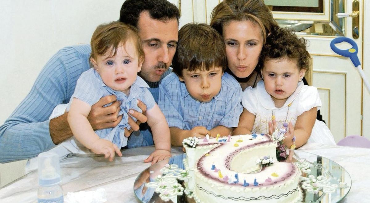 Bachar et Asma al-Assad ont trois enfants, Hafez, Zein et Karim, désormais âgés entre 23 et 20 ans.