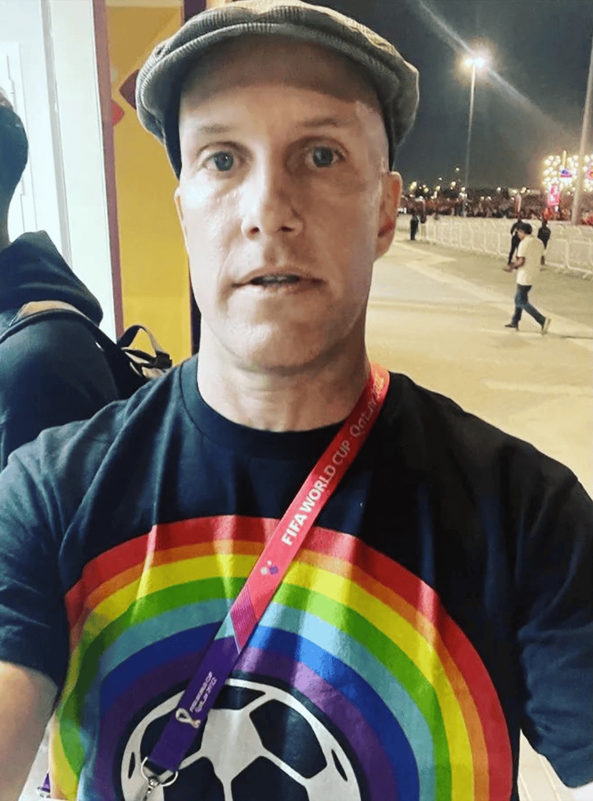 Grant Wahl war vor einigen Tagen an der WM festgehalten worden, weil er ein T-Shirt in Regenbogenfarben trug.