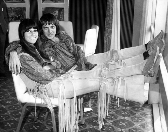 Bildnummer: 53349606 Datum: 03.08.1965 Copyright: imago/ZUMA/Keystone
Aug 03, 1965 - London, England, UK - An American singer, actress, songwriter and entertainer, CHER (CHERILYN SARKISIAN) first ros ...