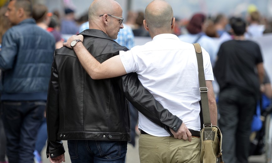 Teilnehmer der Gay Pride in Zürich: Es hätte auch sie treffen können.