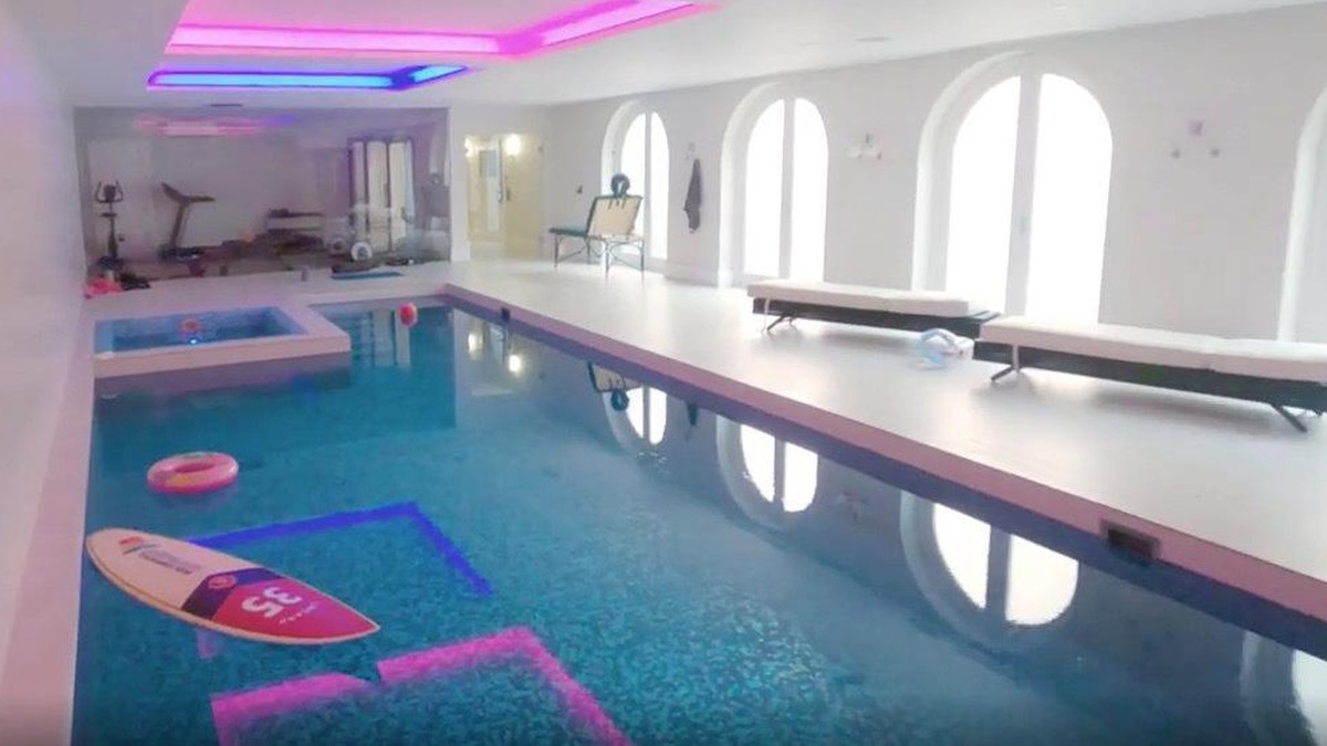 Inklusive kleinem Gym.