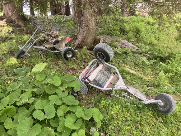 Tragischer Unfall im Elm: Ein 33-jähriger Mann verlor am 15. Juni 2023 die Kontrolle über sein Mountaincart und verstarb noch auf der Unfallstelle.