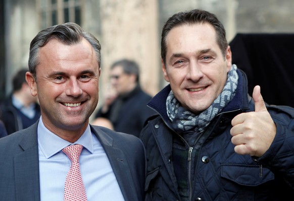 Norbert Hofer, links, mit FPÖ-Präsident Heinz-Christian Strache.