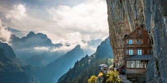 Wie eine Schweizer Bergbeiz plötzlich zum schönsten Ort der Welt wurde und warum Ashton Kutcher daran nicht ganz unschuldig ist