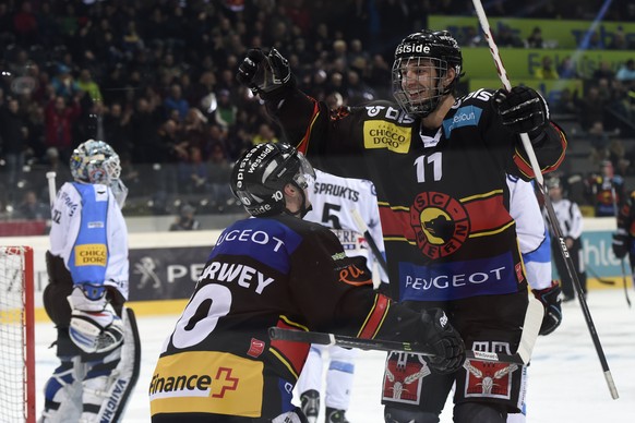 Trotz Cupfinal-Party topfrisch im Kopf. Der SC Bern lässt Fribourg keine Chance.