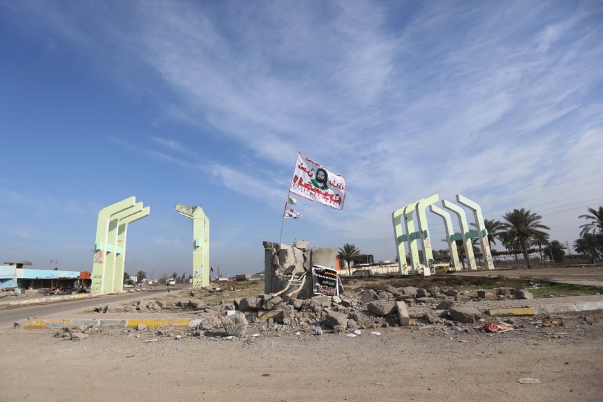 Zerstörter Kontrollpunkt 75 Kilometer von der irakischen Hauptstadt Bagdad entfernt. Schiitische Milizen und Regierungstruppen drängten IS-Milizen zurück. (Aufnahme vom 3. Januar 2015)