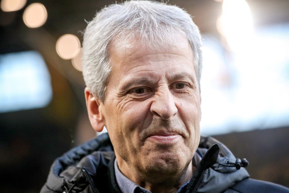 epa07393394 Dortmund&#039;s head coach Lucien Favre reacts prior to the German Bundesliga soccer match between Borussia Dortmund and Bayer Leverkusen in Dortmund, Germany, 24 February 2019. EPA/FRIEDE ...