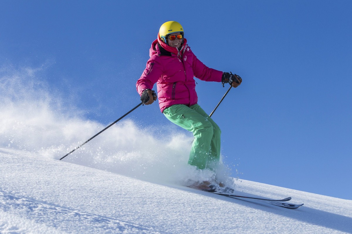 Switzerland, Graubuenden, Obersaxen, female Skier model released PUBLICATIONxINxGERxSUIxAUTxHUNxONLY EGF000110