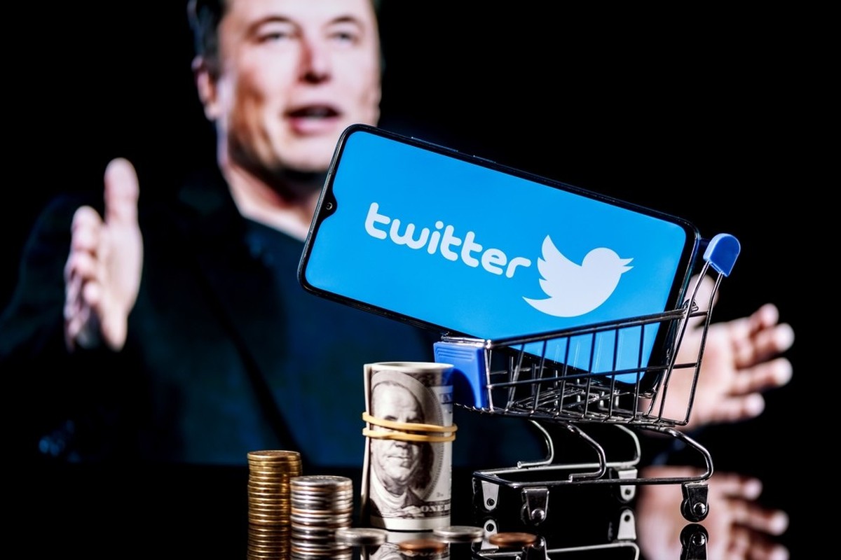 Elon Musk vient de se nommer «chef» de Twitter