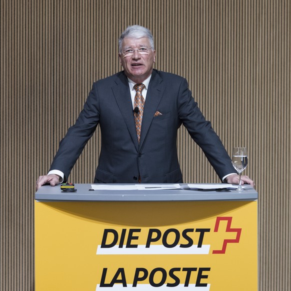 Peter Hasler, Verwaltungsratspraesident Schweizer Post, praesentiert das Jahresergebnis der Schweizer Post am Donnerstag, 19. Maerz 2015, in Bern. (KEYSTONE/Lukas Lehmann)