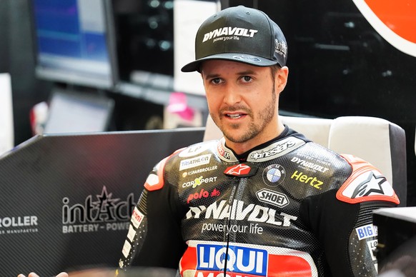 epa07580320 Swiss Moto2 rider Thomas Luethi of the Dynavolt Impact GP team during the free practice session of the French Motorcycling Grand Prix in Le Mans, France, 18 May 2019. The Motorcycling Gran ...