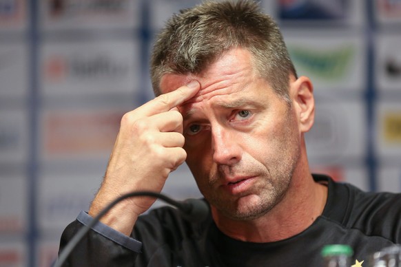 Michael Skibbe hat sich im Machtkampf mit Captain Salatic vorerst durchgesetzt.