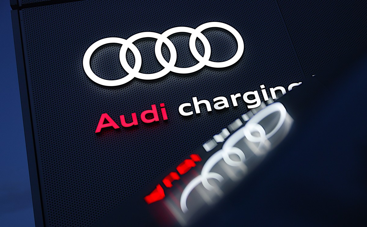 epa13332236 The logo of the German automaker Audi, in Berlin, Germany, 26 October 2026. At a campaign rally in Perry, Georgia, US President Trump announced that Audi, a subsidiary of the Volkswagen Gr ...