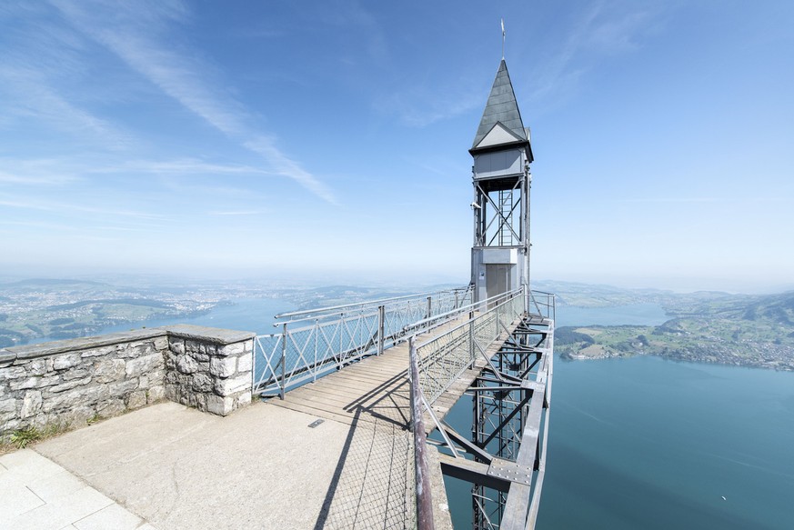 View of the Hemmetschwand Elevator, an exterior elevator overlooking Lake Lucerne, on the Buergenstock in Central Switzerland, pictured on June 6, 2013. (KEYSTONE/Christian Beutler)